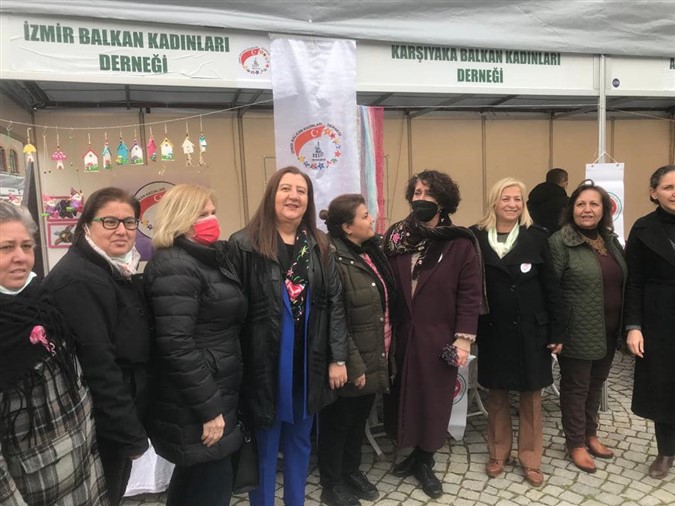 Başkan ÖZYOL,İzmir Büyükşehir Belediyesinin düzenlediği Toplumsal Cinsiyet Eşitliği Zirvesine katıldı.