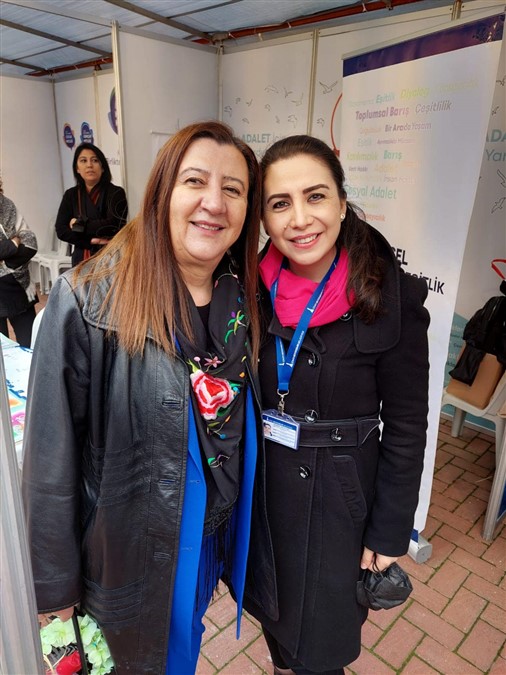 Başkan ÖZYOL,İzmir Büyükşehir Belediyesinin düzenlediği Toplumsal Cinsiyet Eşitliği Zirvesine katıldı.