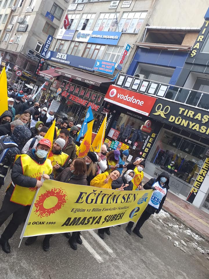 KESK'in bölge mitingi Samsun'da yapıldı