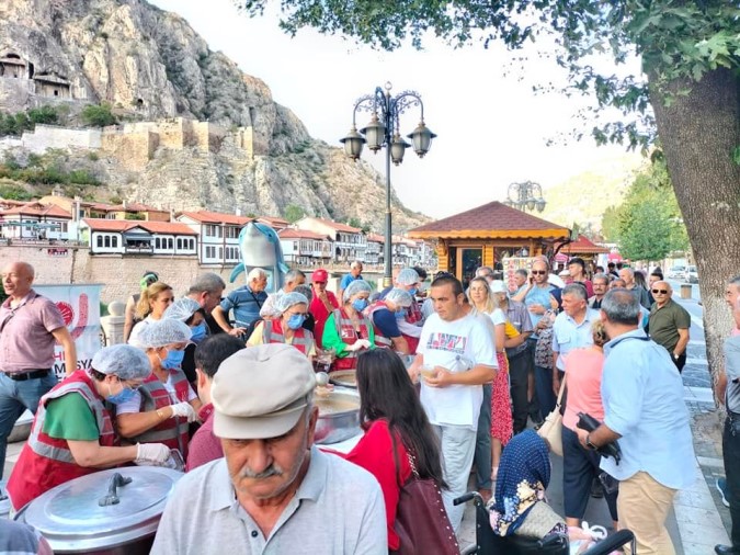 CHP İl Teşkilatı Aşure İkramında Bulundu