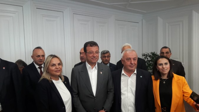 Ekrem İmamoğlu'na Atakum'da sevgi seli!
