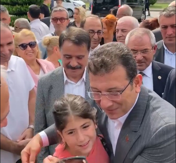 Ekrem İmamoğlu'na Atakum'da sevgi seli!