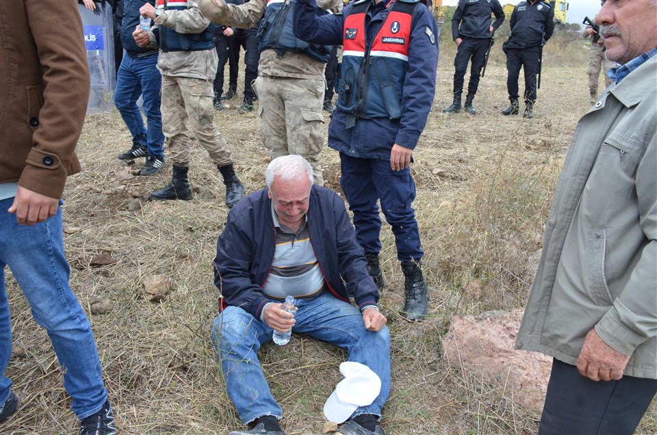 Taşova’da Büyük Kargaşa..! Güvenlik Güçleri İle Köy Halkını Karşı Karşıya Getirdiler