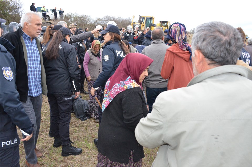 Taşova’da Büyük Kargaşa..! Güvenlik Güçleri İle Köy Halkını Karşı Karşıya Getirdiler