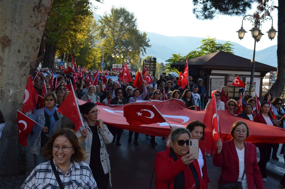 Amasya’da Cumhuriyet Yürüyüşü