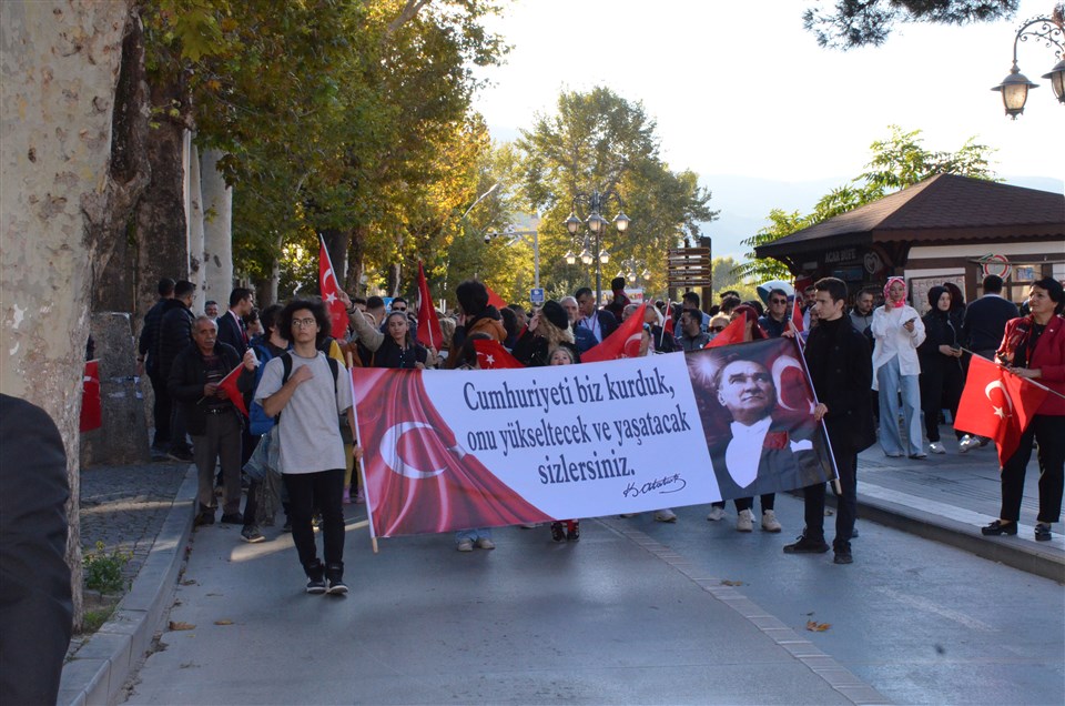 Amasya’da Cumhuriyet Yürüyüşü