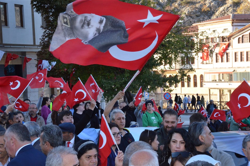 Amasya’da Cumhuriyet Yürüyüşü