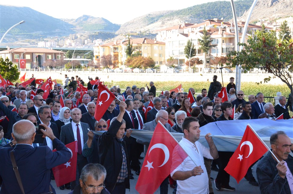 Amasya’da Cumhuriyet Yürüyüşü