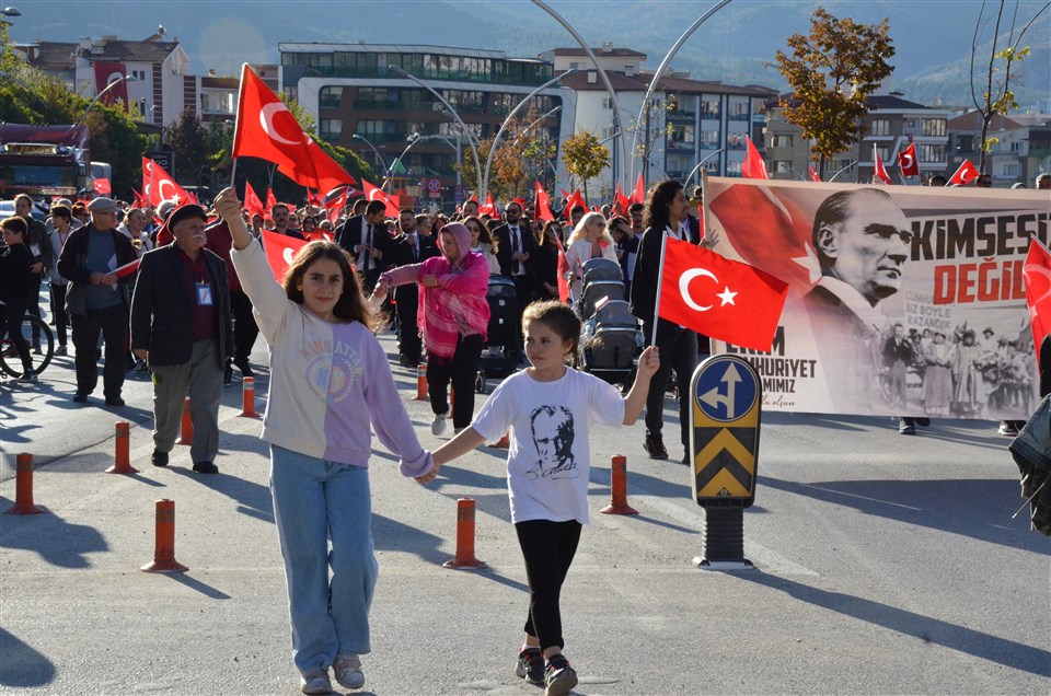 Amasya’da Cumhuriyet Yürüyüşü
