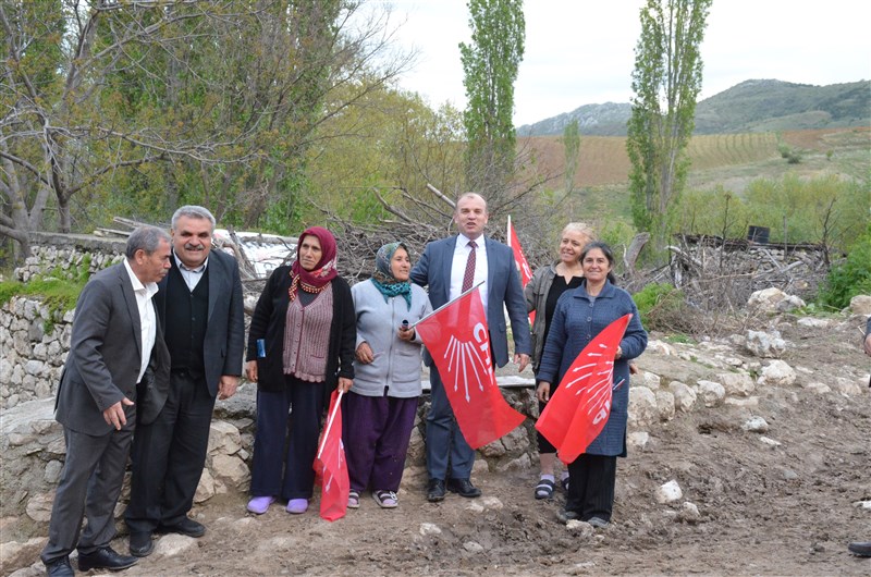 Kendisine Oy Toplar Gibi Çalıştı