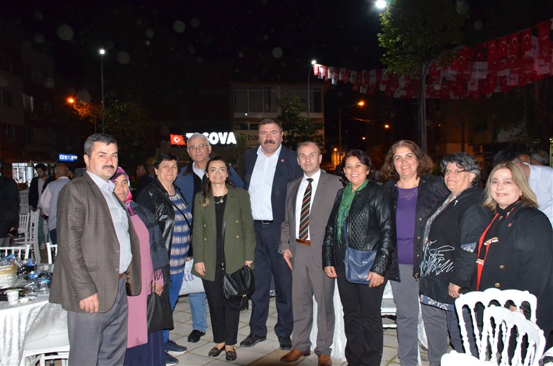 Kendisine Oy Toplar Gibi Çalıştı