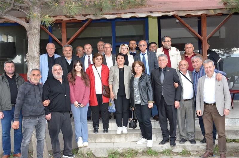 Kendisine Oy Toplar Gibi Çalıştı
