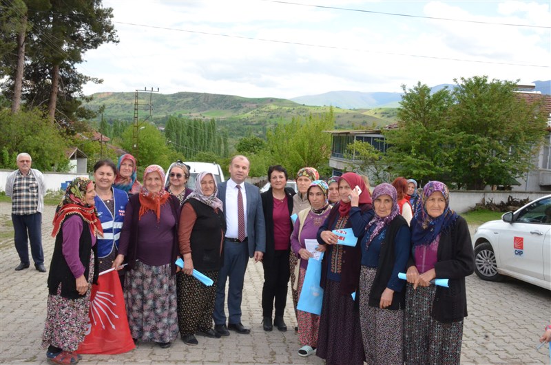 Kendisine Oy Toplar Gibi Çalıştı