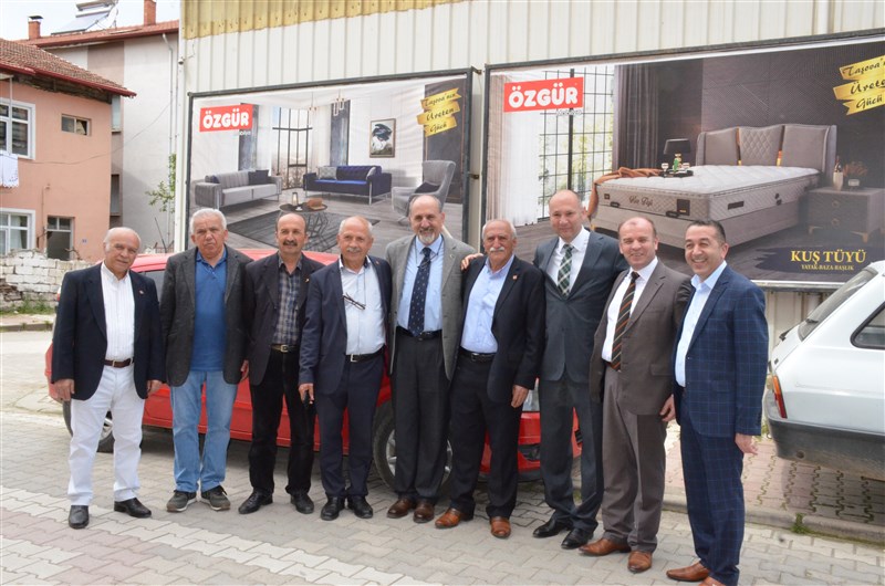Kendisine Oy Toplar Gibi Çalıştı