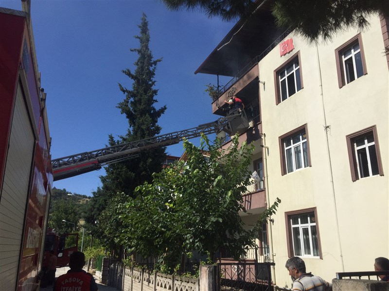 Taşova’da Yangın Yürekleri Ağıza Getirdi.