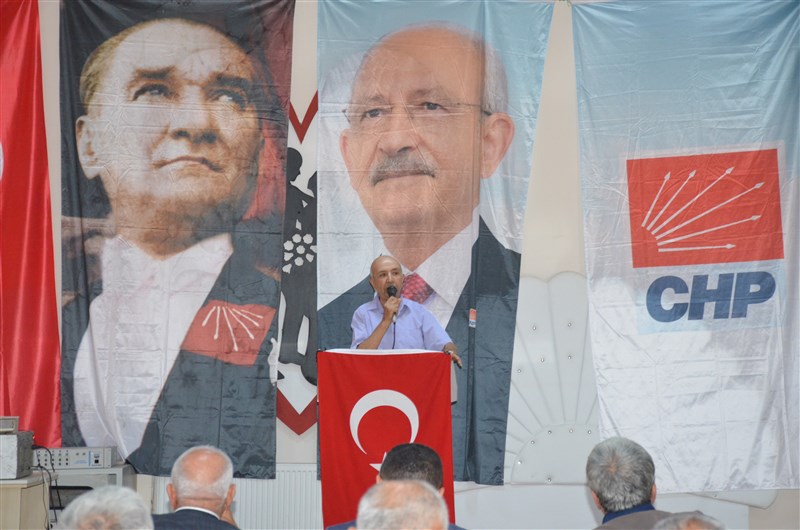 CHP Göynücek İlçe Kongresi'nde Ercan Karamelek Başkan Seçildi.