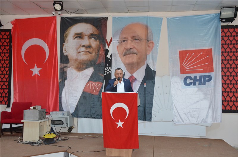 CHP Göynücek İlçe Kongresi'nde Ercan Karamelek Başkan Seçildi.