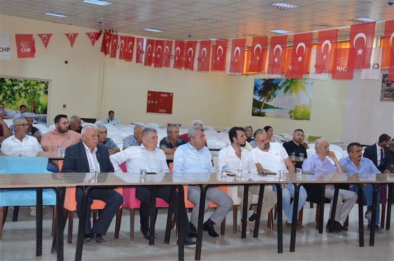 CHP Göynücek İlçe Kongresi'nde Ercan Karamelek Başkan Seçildi.