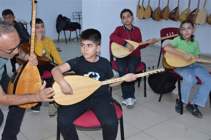 Taşova'da Yeni Aşık Veyseller Yetişiyor