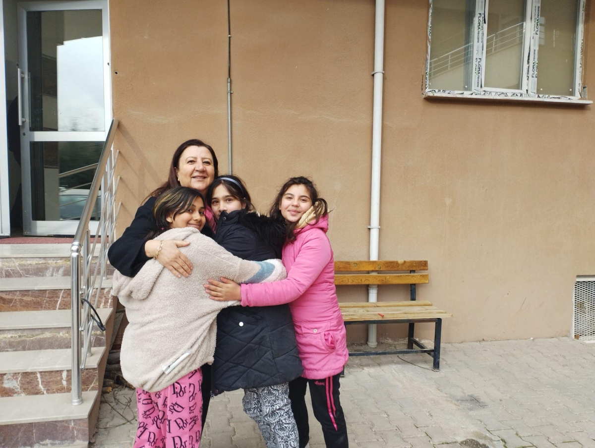 ‘’Özyol Kalplere Dokunmaya Devam Ediyor’’