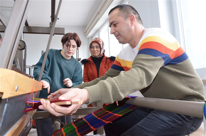 Cecim Sanatı Taşova’da Hayat Buluyor
