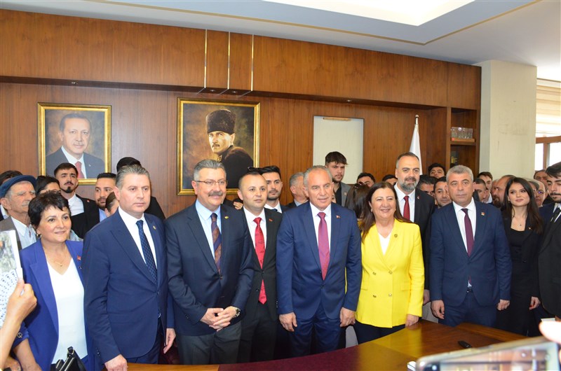 Amasya Belediye Başkanı Turgay Sevindi Makamına Yerleşti