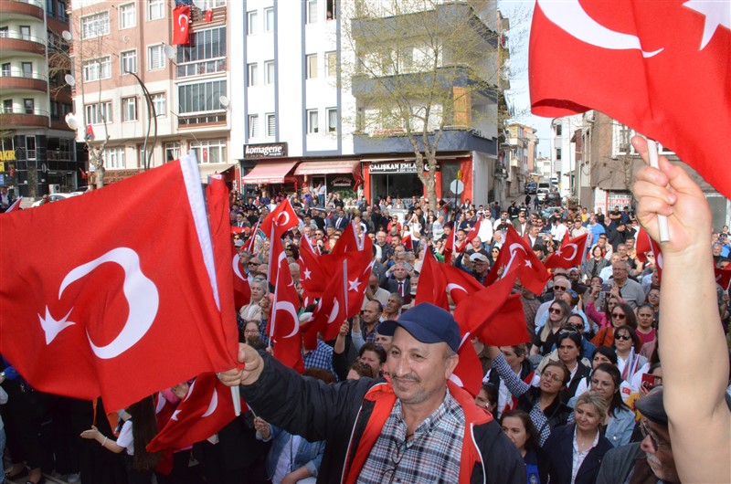 Efsane Başkan Alp Kargı ‘’Muazzam insanlara belediye başkanlığı yaptığım için çok şanslı ve gururluyum’’