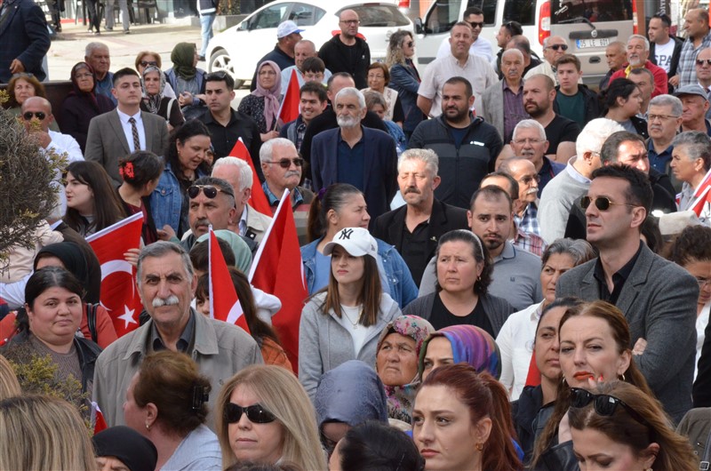 Efsane Başkan Alp Kargı ‘’Muazzam insanlara belediye başkanlığı yaptığım için çok şanslı ve gururluyum’’