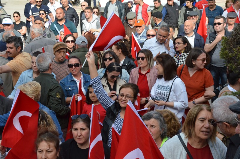Efsane Başkan Alp Kargı ‘’Muazzam insanlara belediye başkanlığı yaptığım için çok şanslı ve gururluyum’’