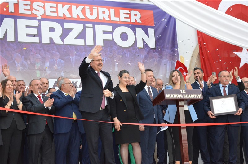 Efsane Başkan Alp Kargı ‘’Muazzam insanlara belediye başkanlığı yaptığım için çok şanslı ve gururluyum’’