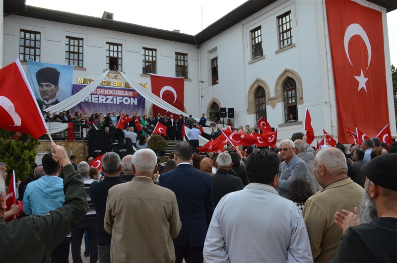 Efsane Başkan Alp Kargı ‘’Muazzam insanlara belediye başkanlığı yaptığım için çok şanslı ve gururluyum’’