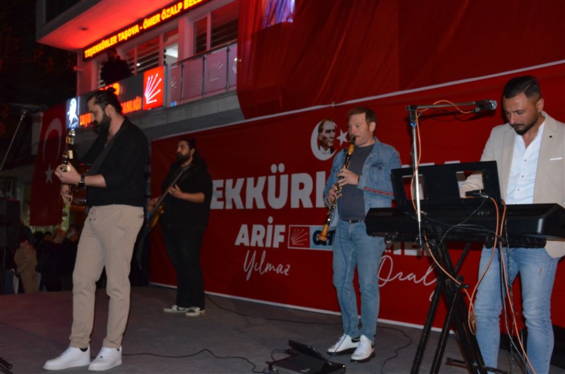 İFTAR PROGRAMINA BEŞ BİNDEN FAZLA VATANDAŞ KATILDI