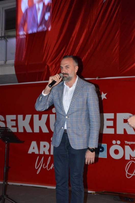 İFTAR PROGRAMINA BEŞ BİNDEN FAZLA VATANDAŞ KATILDI