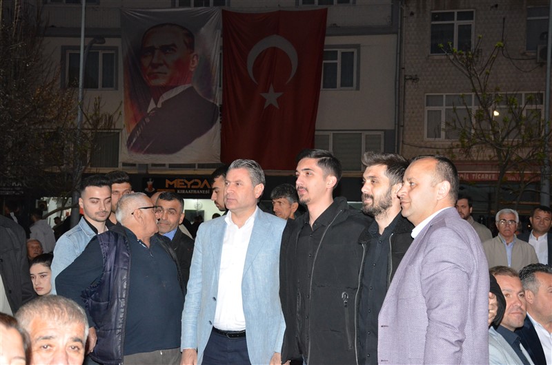 İFTAR PROGRAMINA BEŞ BİNDEN FAZLA VATANDAŞ KATILDI