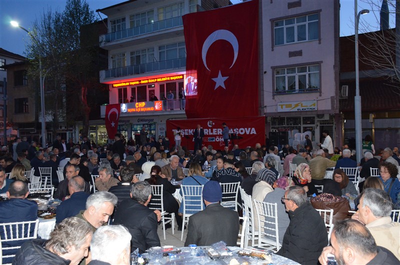 İFTAR PROGRAMINA BEŞ BİNDEN FAZLA VATANDAŞ KATILDI