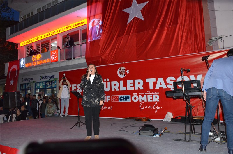 İFTAR PROGRAMINA BEŞ BİNDEN FAZLA VATANDAŞ KATILDI