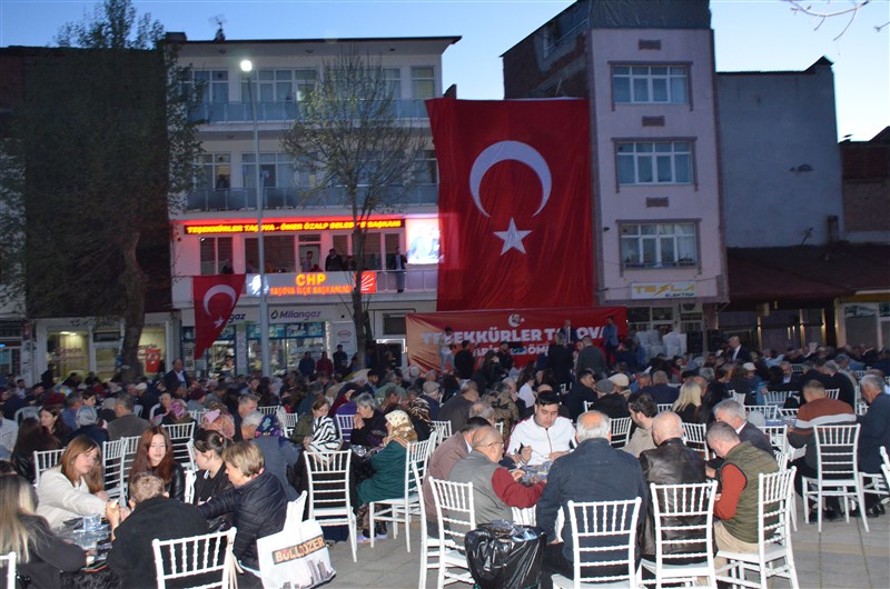 İFTAR PROGRAMINA BEŞ BİNDEN FAZLA VATANDAŞ KATILDI