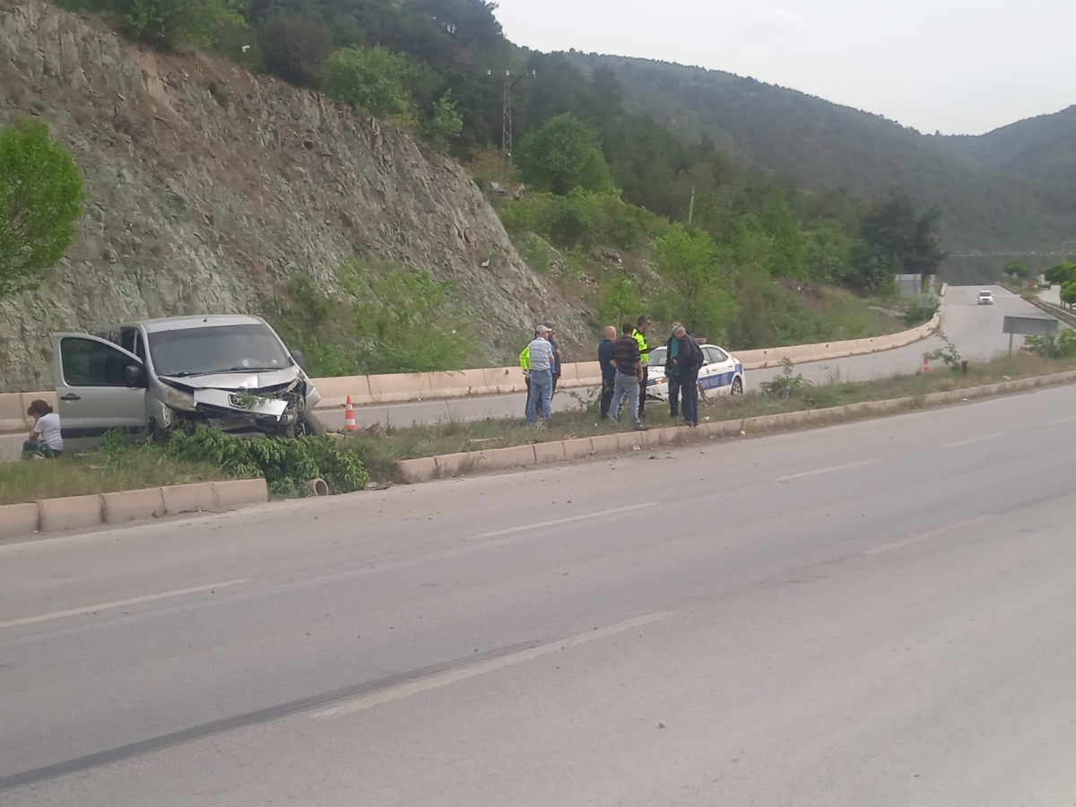 Cenazeye Giderken Kaza Yaptılar