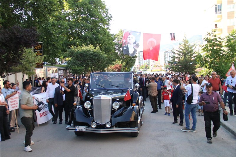 Cumhuriyetin Doğduğu Şehirde Gurur Günü: Amasya Uluslararası Atatürk Kültür ve Sanat Festivali Başladı!