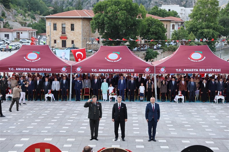 Cumhuriyetin Doğduğu Şehirde Gurur Günü: Amasya Uluslararası Atatürk Kültür ve Sanat Festivali Başladı!
