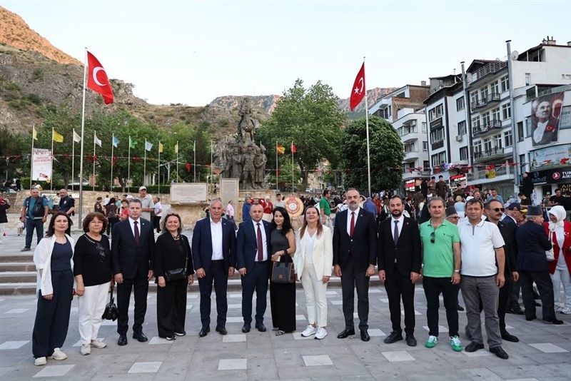 Cumhuriyetin Doğduğu Şehirde Gurur Günü: Amasya Uluslararası Atatürk Kültür ve Sanat Festivali Başladı!