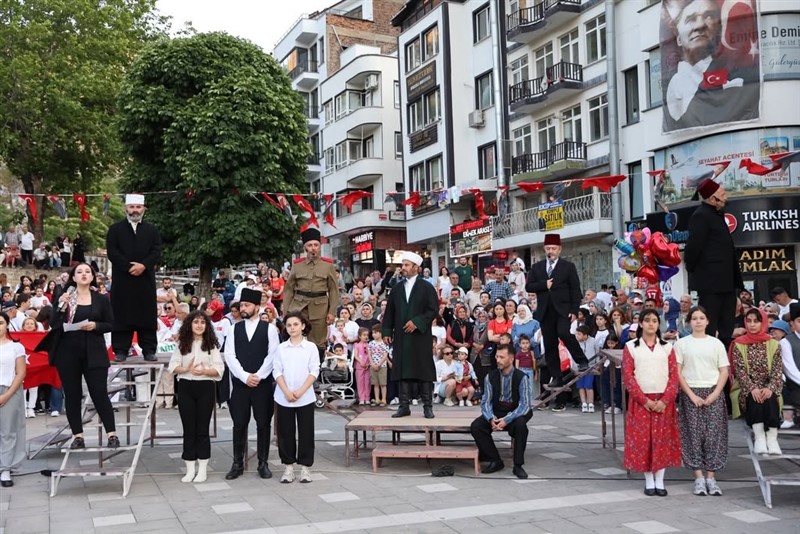 Cumhuriyetin Doğduğu Şehirde Gurur Günü: Amasya Uluslararası Atatürk Kültür ve Sanat Festivali Başladı!