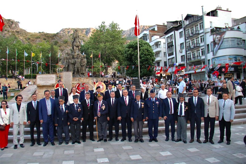 Cumhuriyetin Doğduğu Şehirde Gurur Günü: Amasya Uluslararası Atatürk Kültür ve Sanat Festivali Başladı!