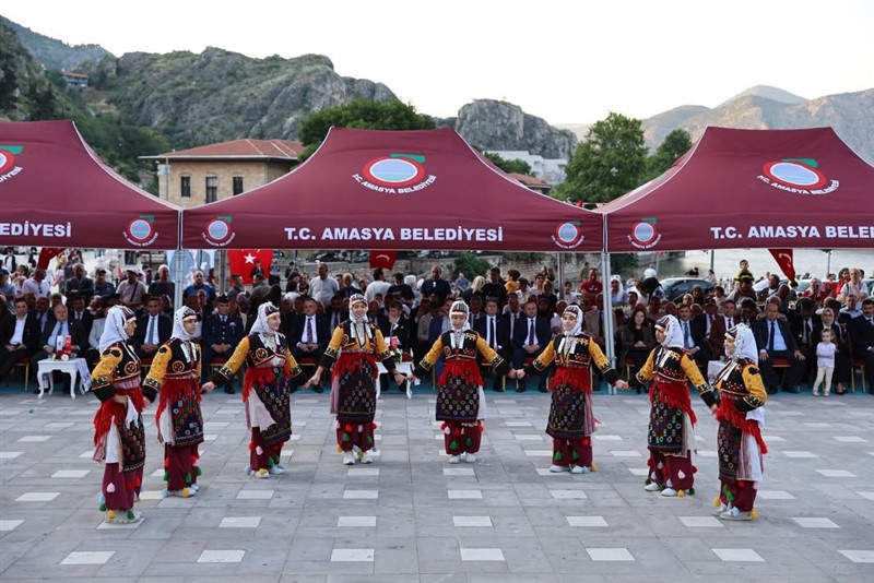 Cumhuriyetin Doğduğu Şehirde Gurur Günü: Amasya Uluslararası Atatürk Kültür ve Sanat Festivali Başladı!