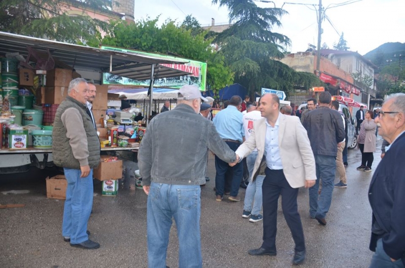 CHP milletvekili adayları Taşova Merkez ve köyleri ziyaret etti