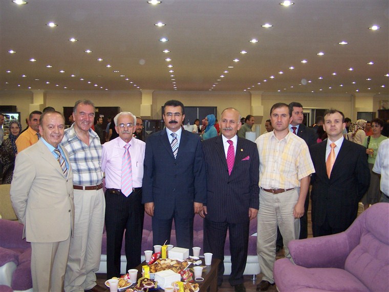 Özgür Mobilya Amasya Mağazası açılışı