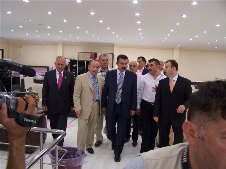 Özgür Mobilya Amasya Mağazası açılışı
