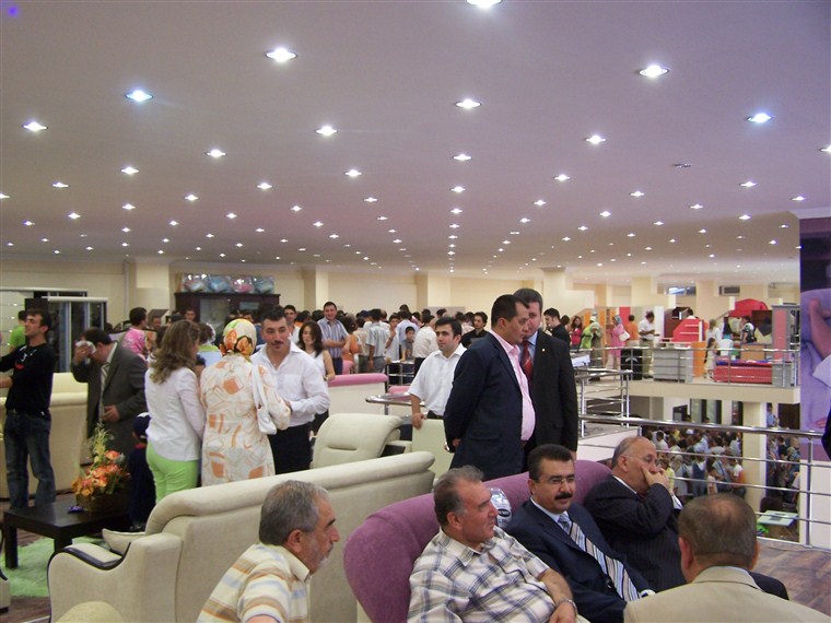Özgür Mobilya Amasya Mağazası açılışı