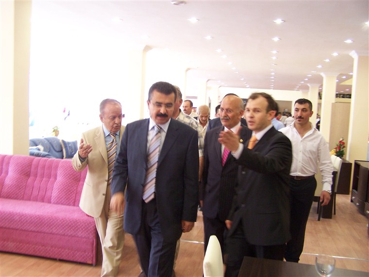 Özgür Mobilya Amasya Mağazası açılışı