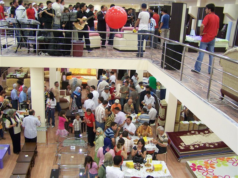 Özgür Mobilya Amasya Mağazası açılışı